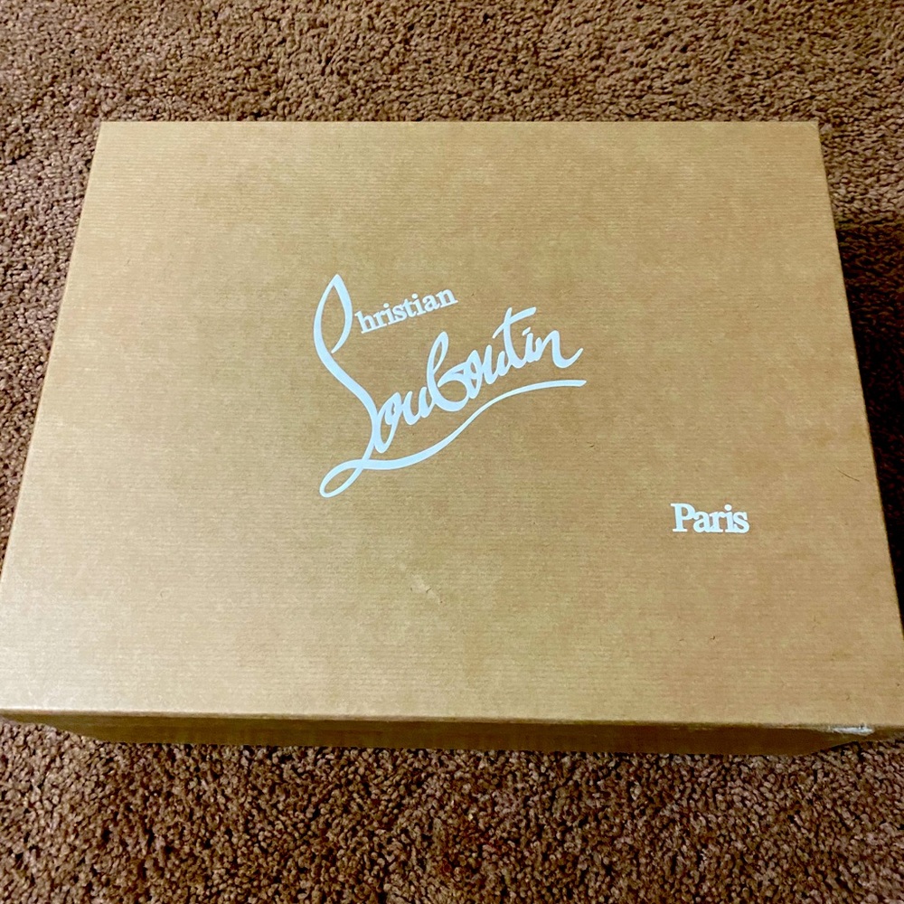 Christian Louboutin box